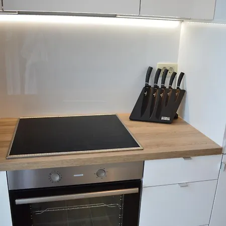 With A Parking Space - 21510 Apartment Makarska